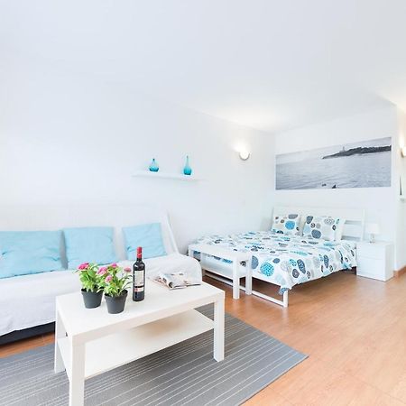 Nice Studio In Siesta 2 In Puerto Alcudia 3 Lägenhet Exteriör bild